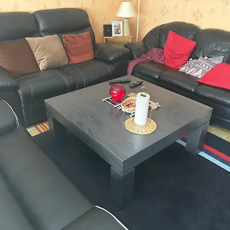 לינה וארוחת בוקר D Hotes Chez Josiane