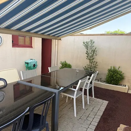 D Hotes Chez Josiane * 마옌