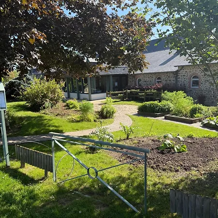D Hotes Chez Josiane * Mayenne