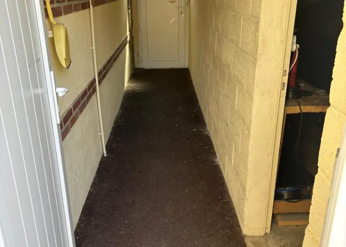 D Hotes Chez Josiane Couette-café *