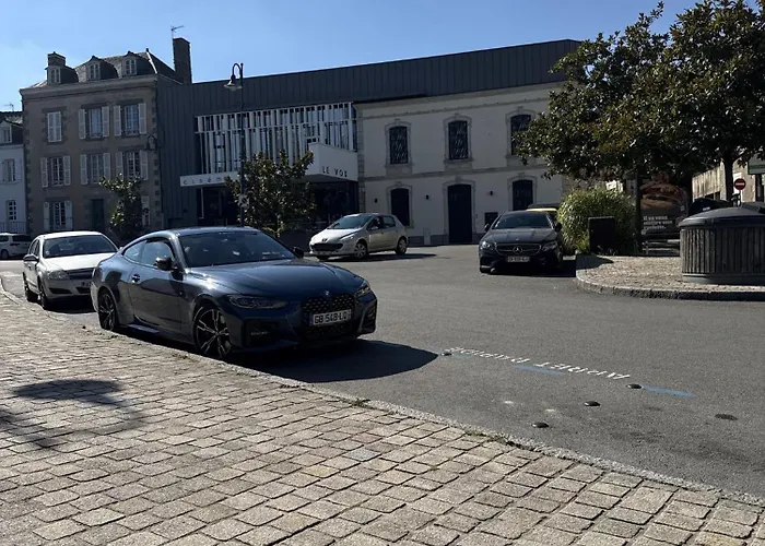 D Hotes Chez Josiane Couette-café *