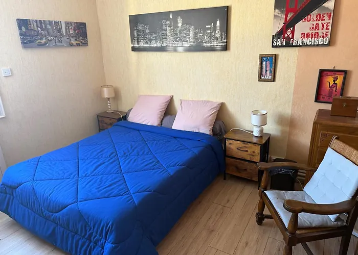 D Hotes Chez Josiane Couette-café *